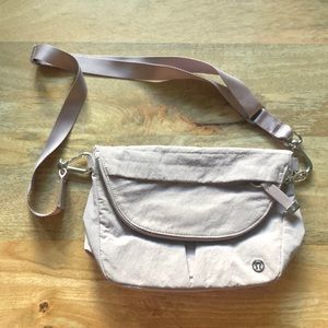 Lululemon All Night Festival Bag